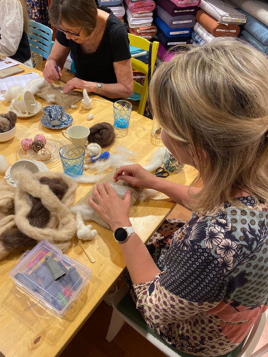 workshop teabunny needle felting