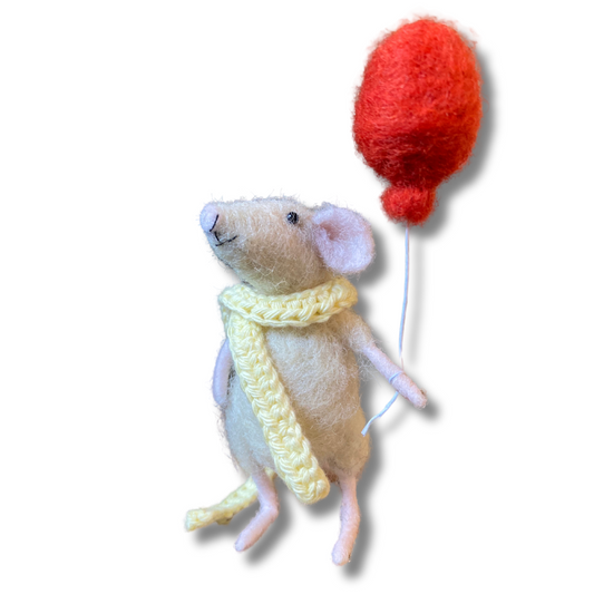 little needle felt mouse with balloon