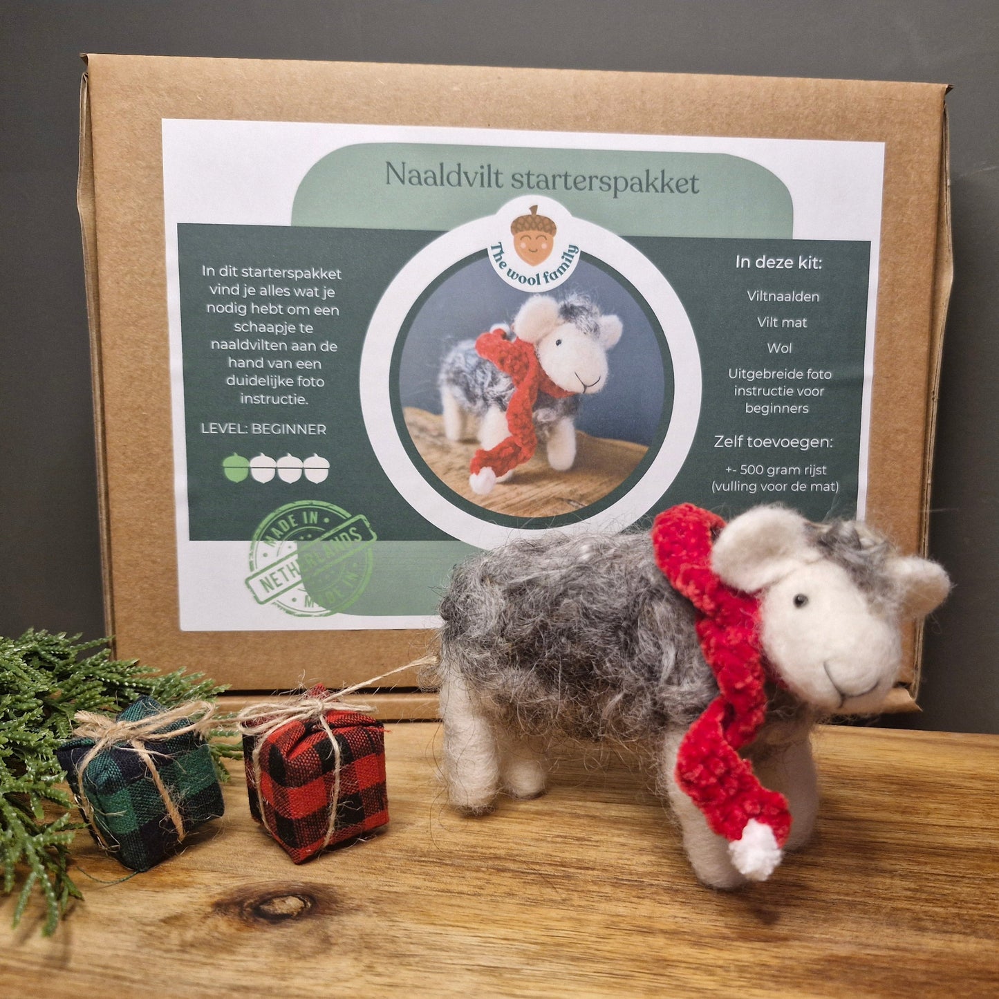 Winter sheep needle felt kit