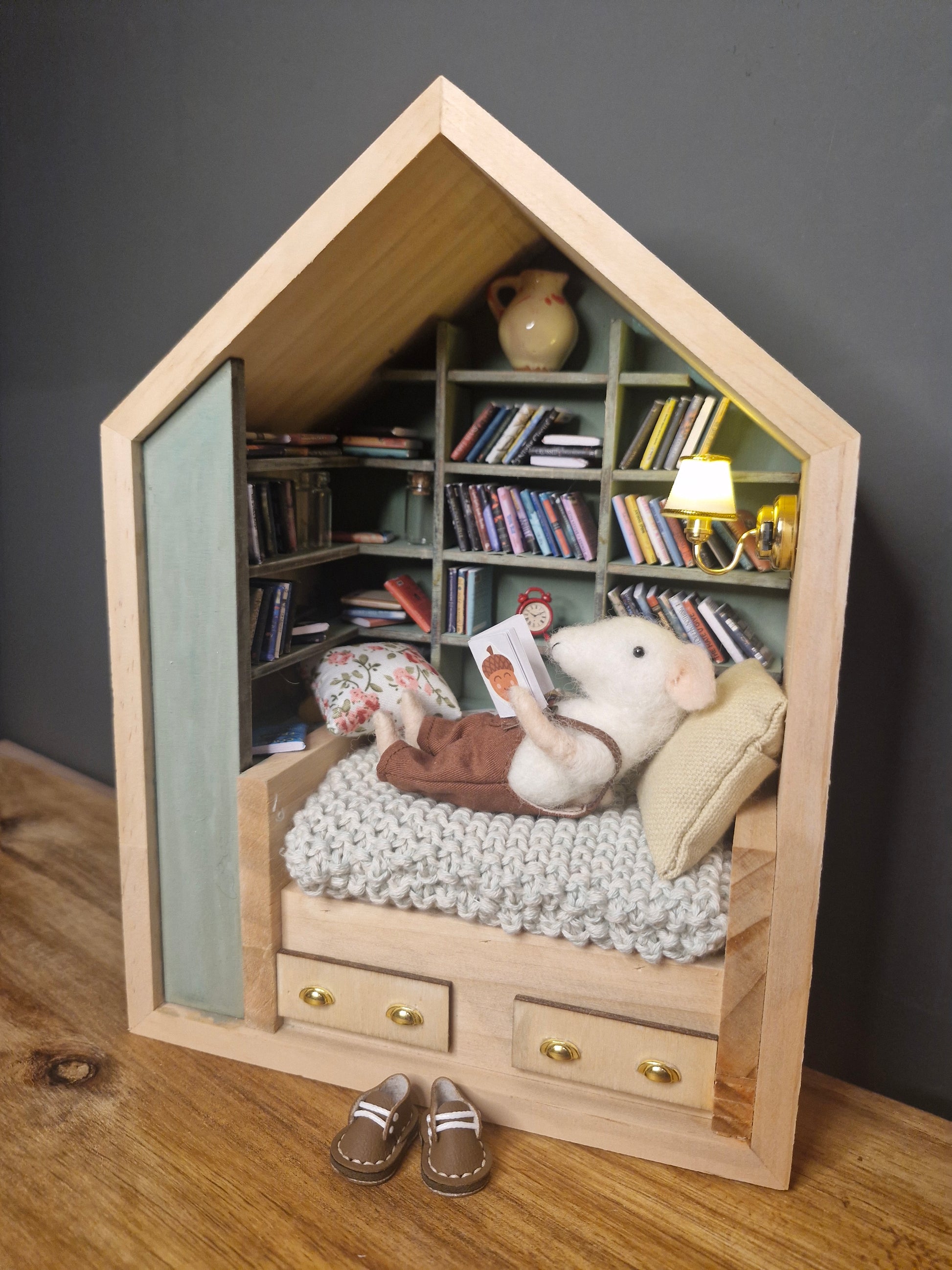 book nook needle felt 