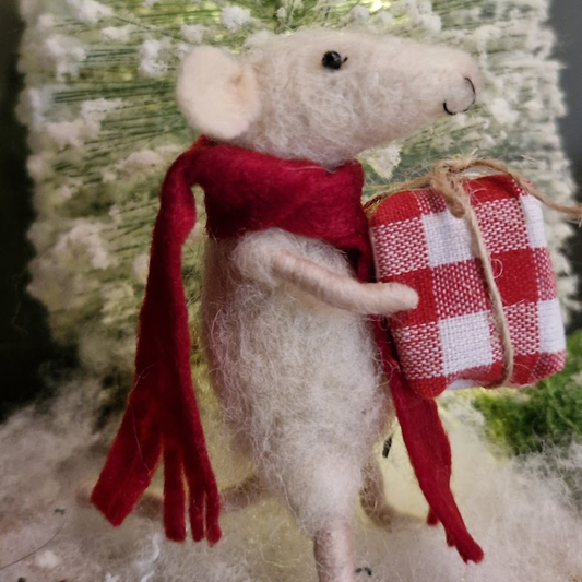 Christmas Needle felting kit for beginners Sunny the mouse